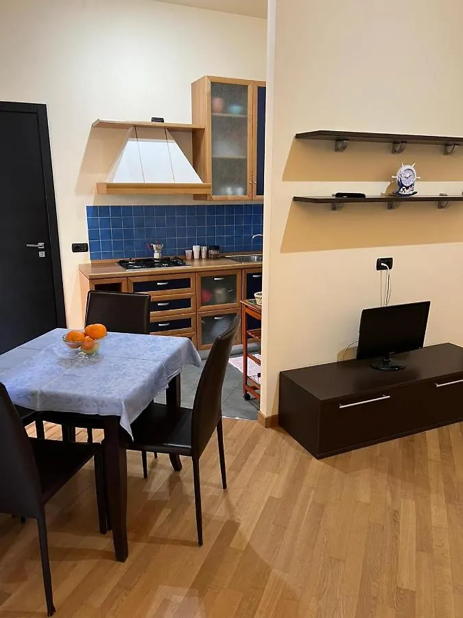 Casa Vacanza Adorno Cefalú 0*,  Italia